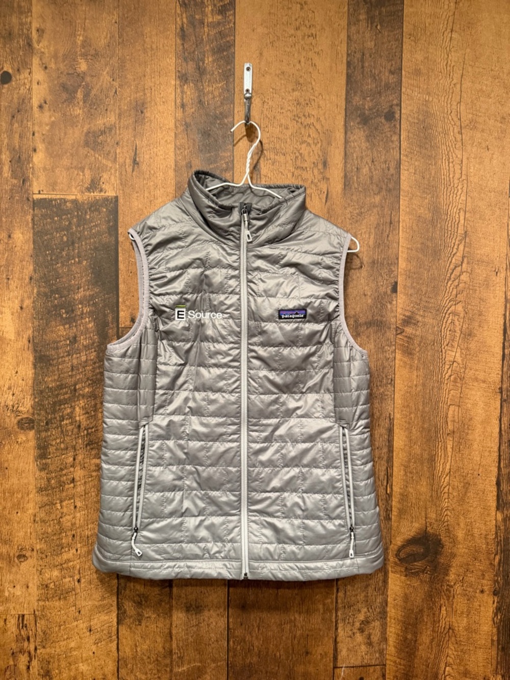 Patagonia Women's Nano Puff Vest grey *LOGO* Large